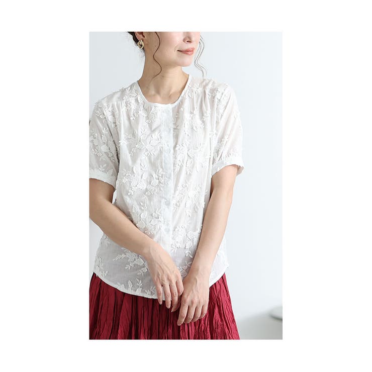 激安店舗 浮かぶリーフ刺繍の涼しげなコットンシャツブラウス レディース トップス