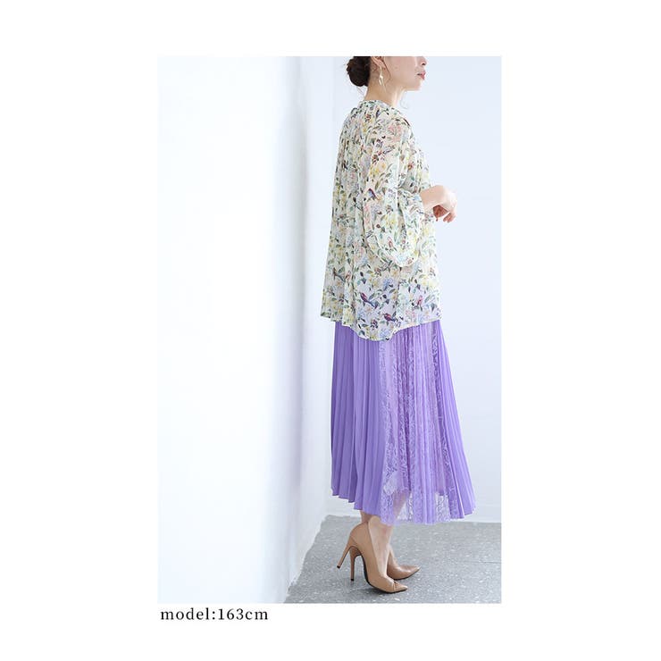 小鳥が集うお花畑のシアーシャツブラウス【9月6日20時販売新作】