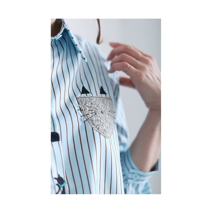 PRADA - PRADA ストライプ  お袖が花弁のような半袖ブラウス PRADA ストライプ お袖が花弁のような半袖ブラウス （まとめ