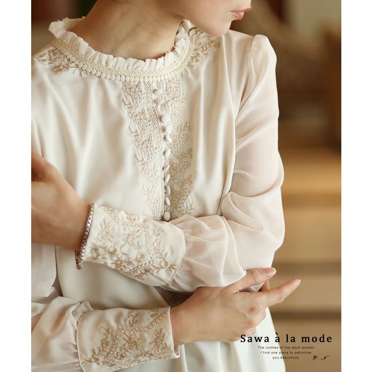 気品溢れる刺繍が目を惹くシフォンシャツブラウス レディース ファッション | Sawa a la mode | 詳細画像1 