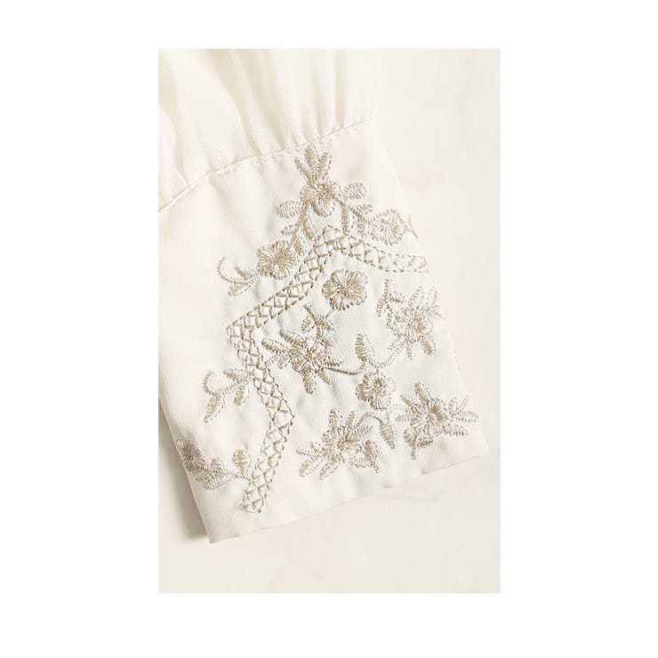 気品溢れる刺繍が目を惹くシフォンシャツブラウス レディース ファッション | Sawa a la mode | 詳細画像13 