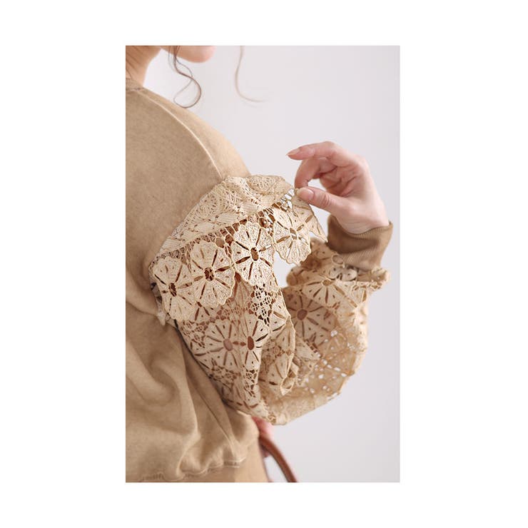 連なる花レース袖のスウェットトップス【10月7日20時販売新作】