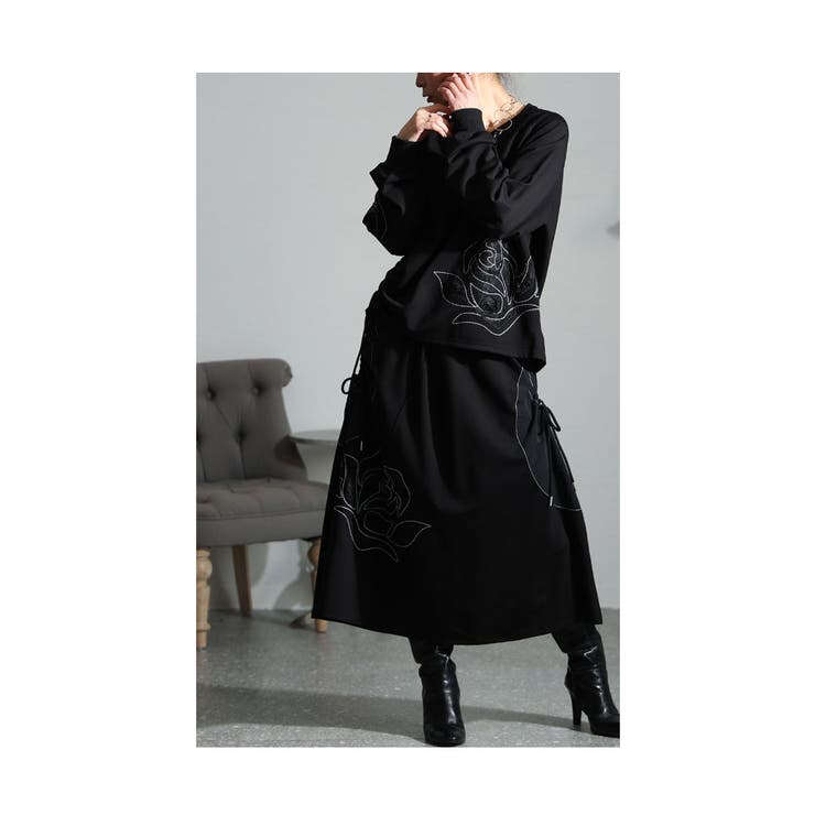 繊細に描かれたステッチ薔薇柄スカート レディース ファッション[品番：SLMW0010127]｜Sawa a la mode（サワアラモード  ）のレディースファッション通販｜SHOPLIST（ショップリスト）