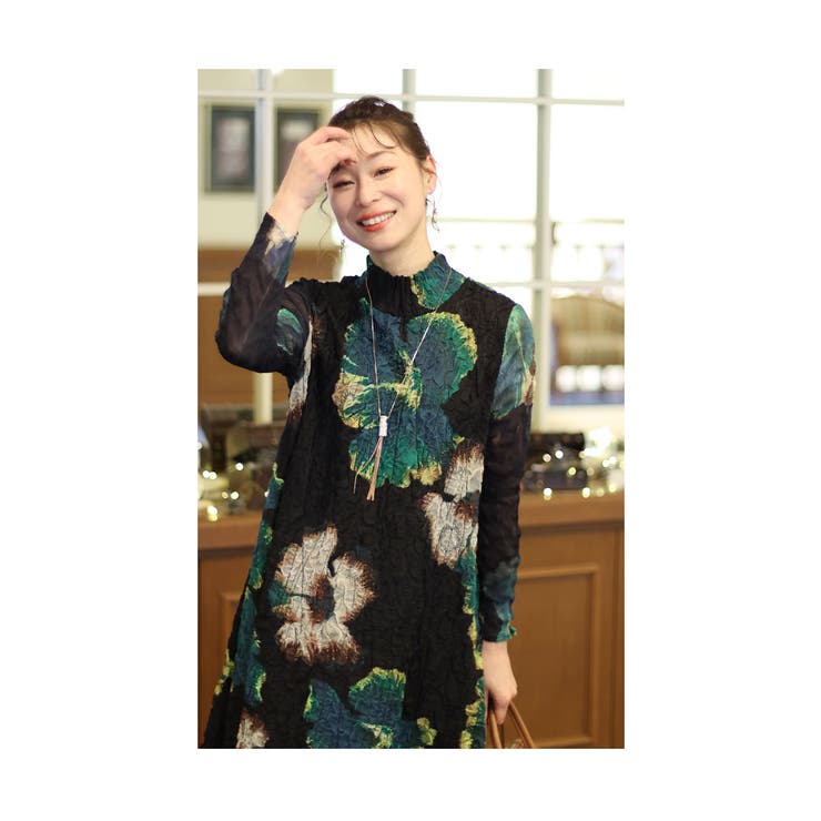 腕周り楽々な花柄チュニックワンピース【3月9日20時販売新作】