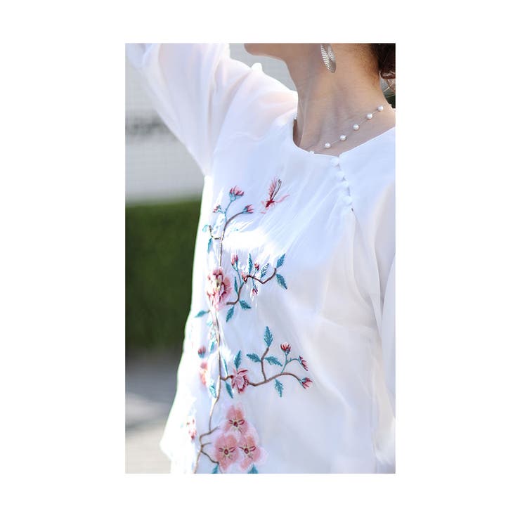 シフォンに咲く花刺繍のチャイナ風シャツブラウス レディース ファッション | Sawa a la mode | 詳細画像11 
