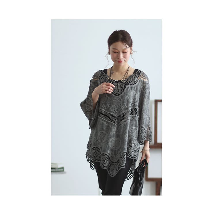 アシンメトリーな裾のカッティングレーストップス レディース ファッション | Sawa a la mode | 詳細画像15 