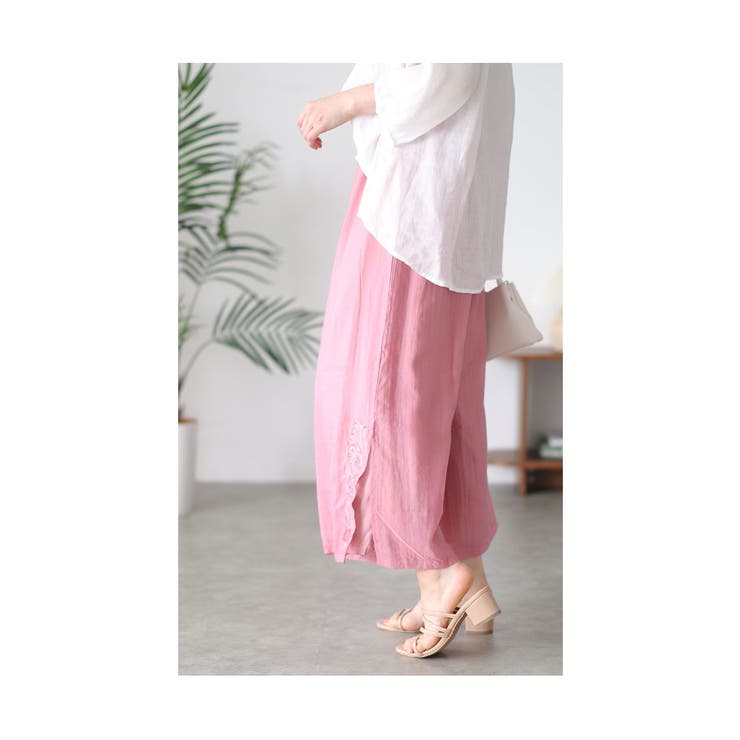 裾に咲く花刺繍の涼しげゆったりワイドパンツ【5月11日20時販売新作】