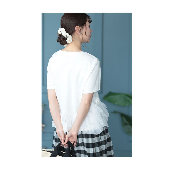 可憐に咲く薔薇とフリルのカットソー【6月8日20時販売新作】