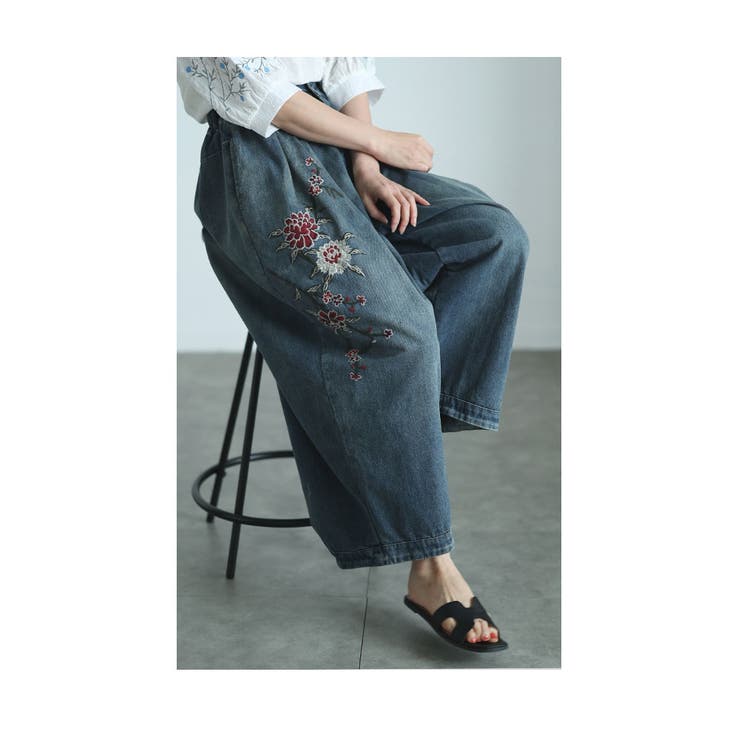アジアンな花刺繍咲くデニムワイドパンツ【6月5日20時販売新作】