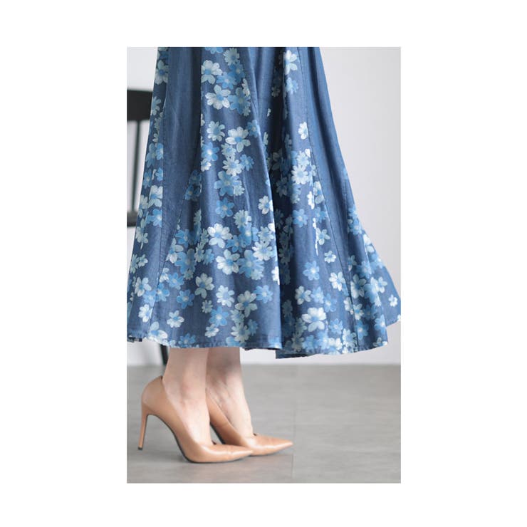 ふわり花が舞う大人のデニムフレアスカート レディース ファッション[品番：SLMW0010856]｜Sawa a la mode（サワアラモード  ）のレディースファッション通販｜SHOPLIST（ショップリスト）