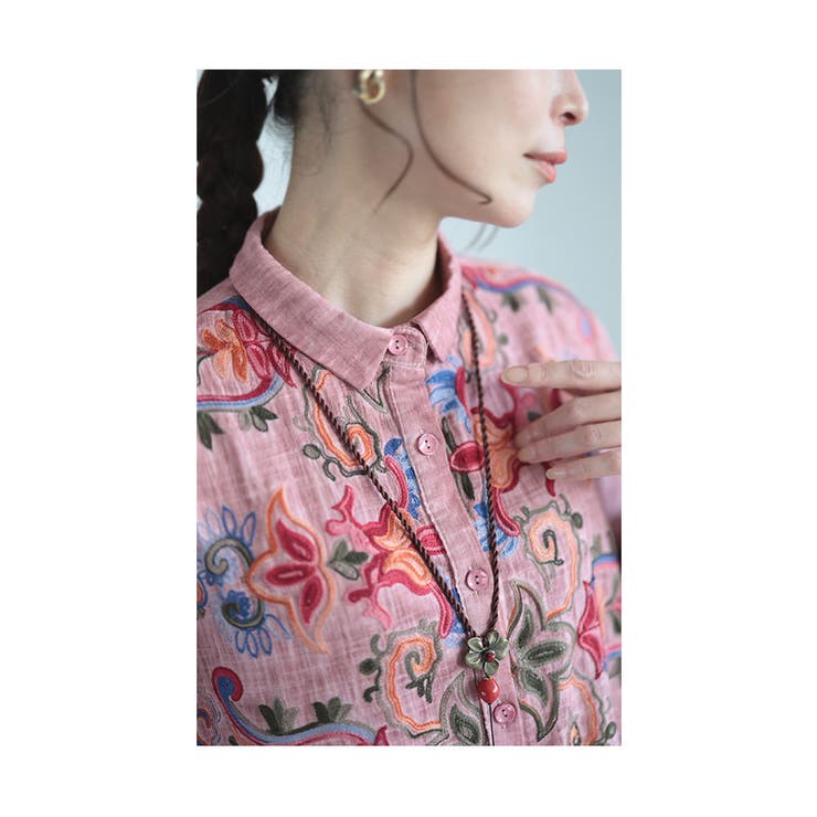 艶やかな花刺繍が広がるコットンシャツチュニック レディース 艶やかな花刺繍が広がるコットンシャツチュニック レディース