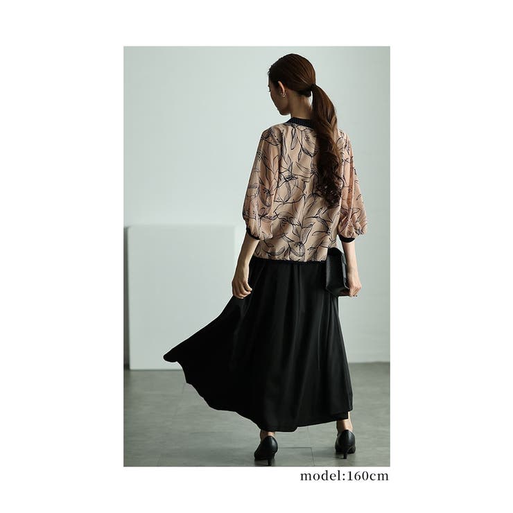 品ある大人の華やぎリーフ柄シアートップス【9月9日20時販売新作】