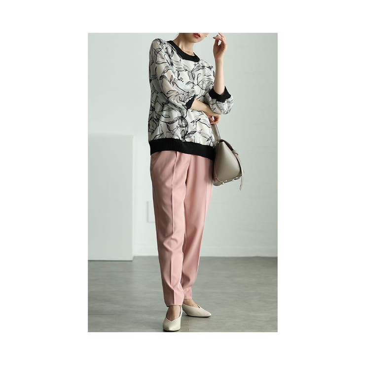 品ある大人の華やぎリーフ柄シアートップス【9月9日20時販売新作】