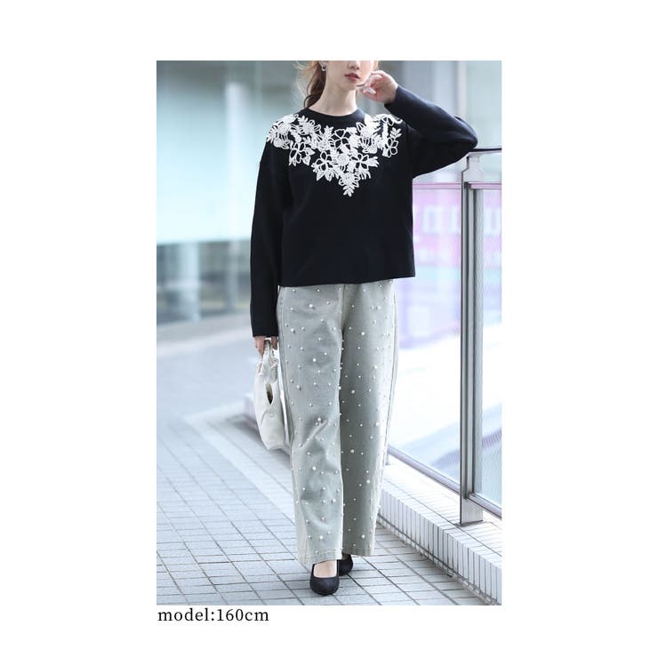 胸元に咲く花刺繍のニットトップス【1月15日20時販売新作】