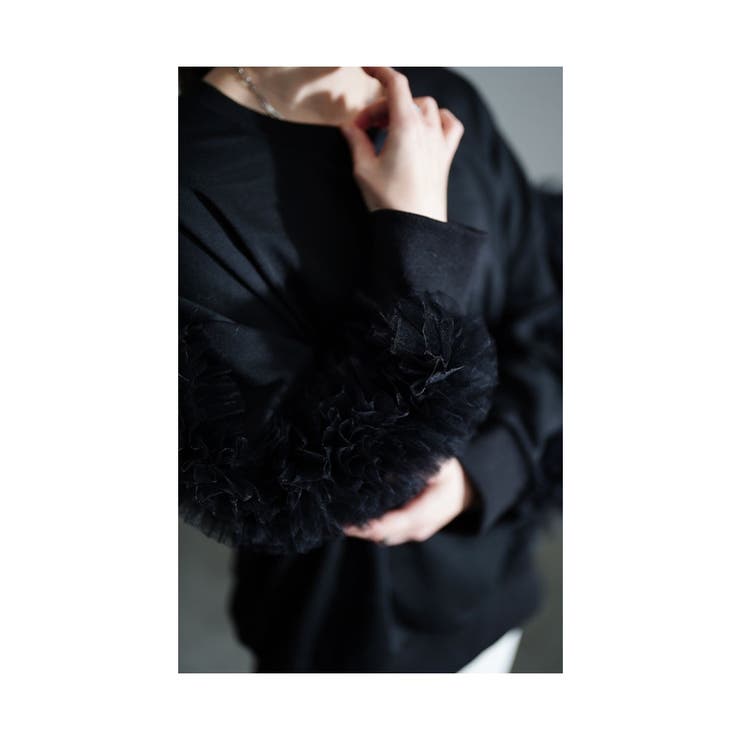 華やかさを乗せるレーススリーブプルオーバー【1月27日20時販売新作】