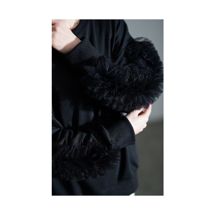 華やかさを乗せるレーススリーブプルオーバー【1月27日20時販売新作】