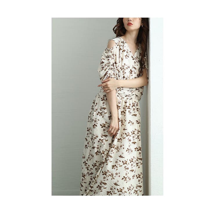 肩あきリボンスリーブの花柄カシュクールワンピース【3月1日20時販売新作】