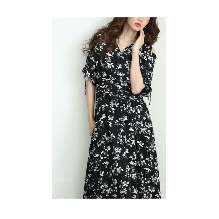 肩あきリボンスリーブの花柄カシュクールワンピース【3月1日20時販売新作】