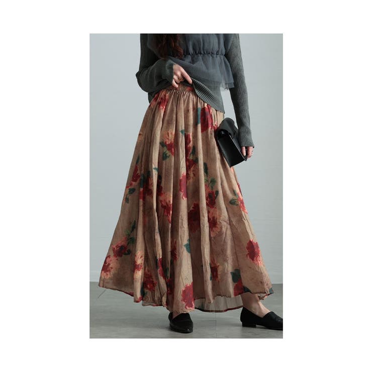 リッチな大人の花柄が舞うフレアスカート【3月6日20時販売新作】