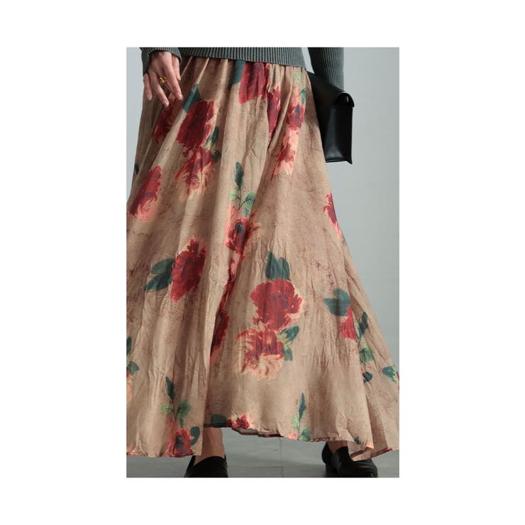 リッチな大人の花柄が舞うフレアスカート【3月6日20時販売新作】