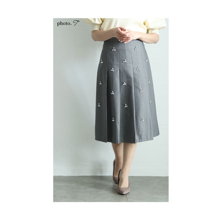 クリスタルビジューが輝く高貴なミディ丈プリーツスカート レディース ファッション | Sawa a la mode | 詳細画像3 