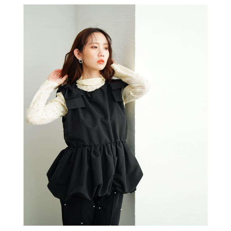 リボンショルダーのペプラムバルーントップス【3月19日20時販売新作】