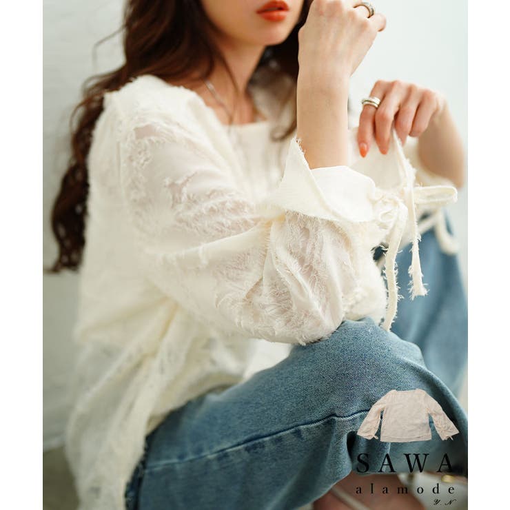 ふわりフリンジが浮かぶ袖裏側ギャザーシアーブラウス レディース ファッション | Sawa a la mode | 詳細画像1 