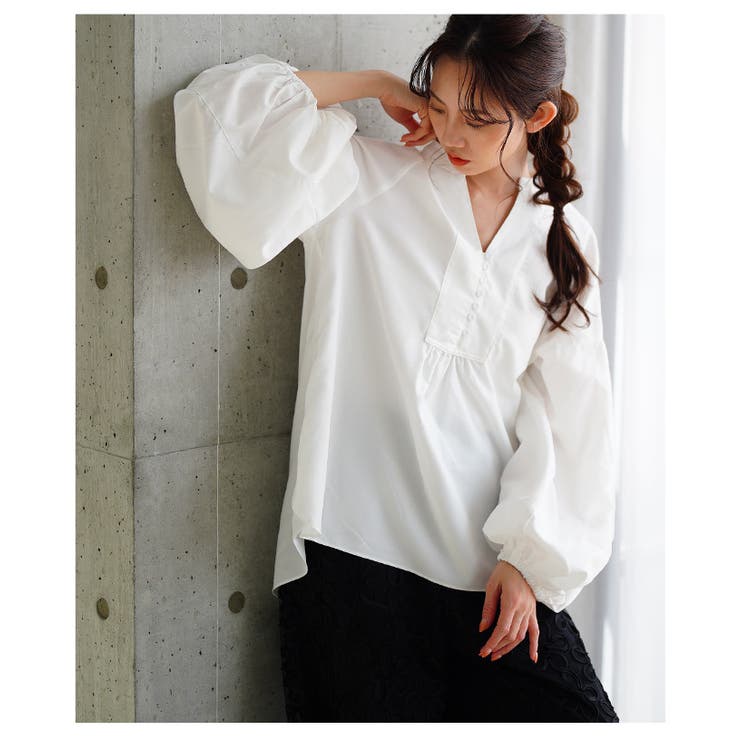 目を惹くボリュームスリーブキーネックシャツブラウス【4月2日20時販売新作】