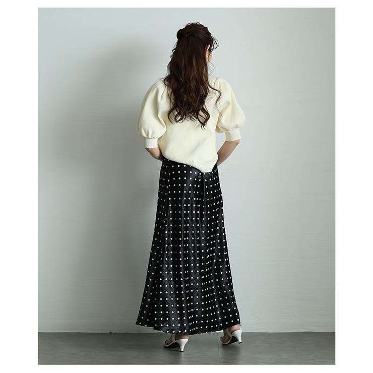 リュクスなドットサテンフレアスカート【4月12日20時販売新作】
