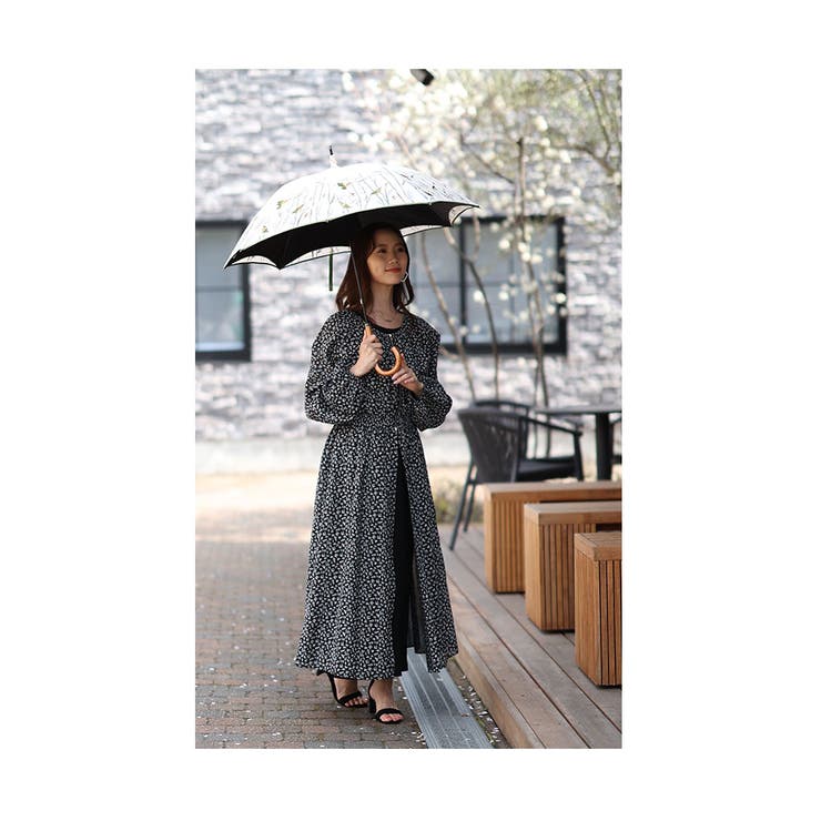 自然を上品に纏う刺繍かわず張り日傘【4月26日20時販売新作】
