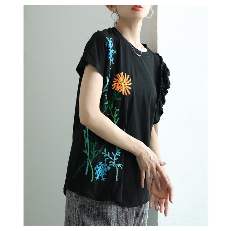 花を添えたインド手刺繍フリルトップス【4月26日20時販売新作】