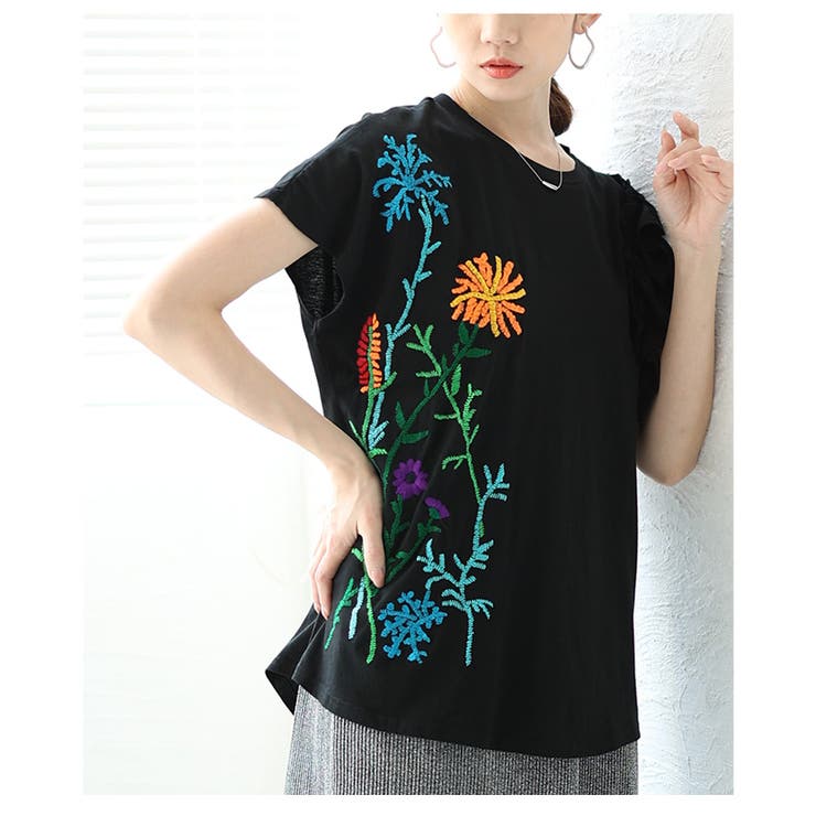 花を添えたインド手刺繍フリルトップス【4月26日20時販売新作】