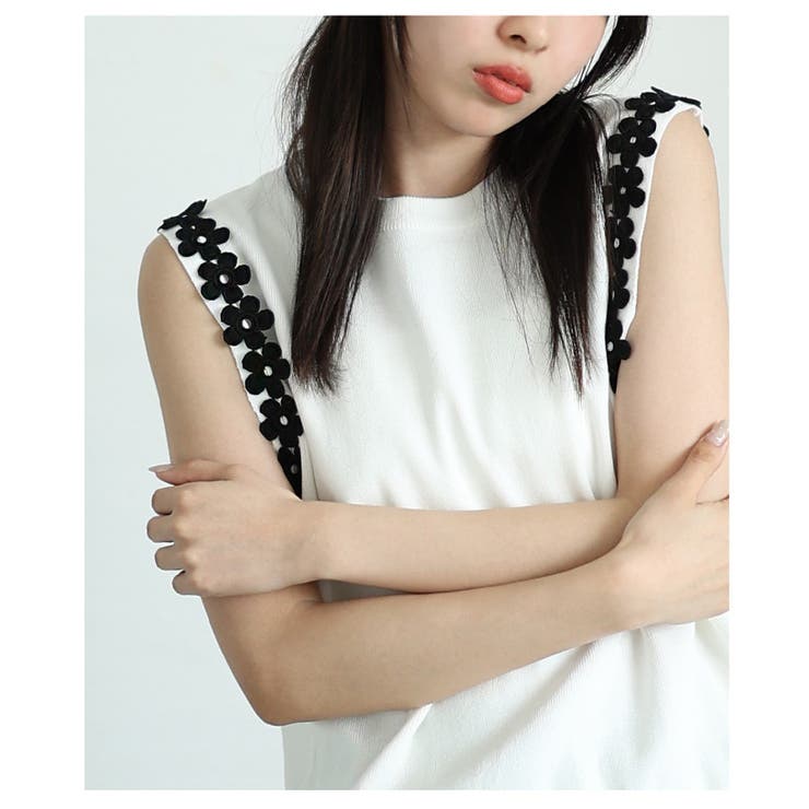お袖に添うフラワーモチーフが愛らしいサマーニットトップス レディース ファッショ… | Sawa a la mode | 詳細画像15 