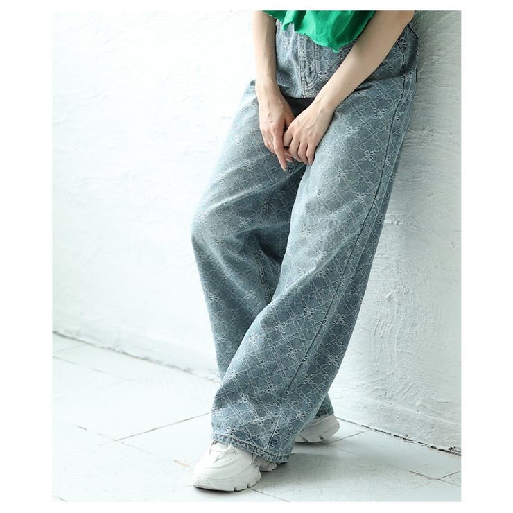 花咲くようなヴィンテージムードなデニムパンツ【5月19日20時販売新作】