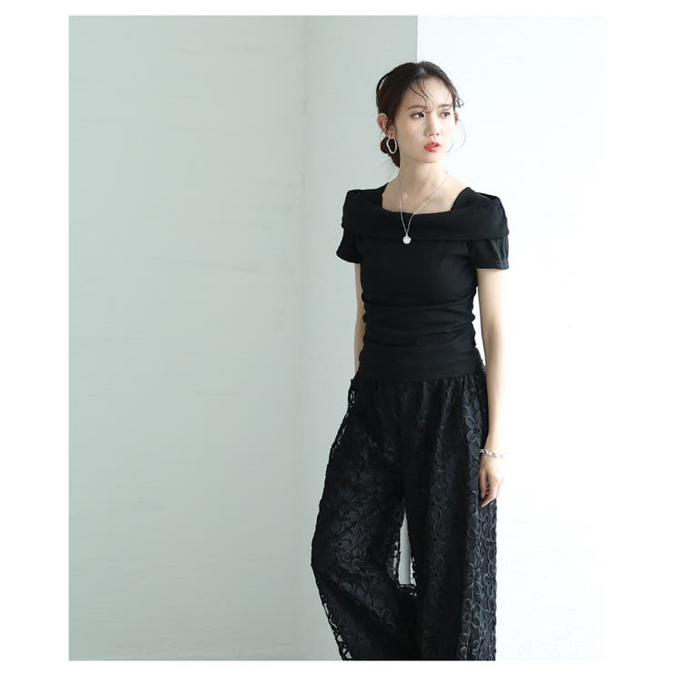綺麗め纏うオフショルダー風スリムカットソートップス【5月29日20時販売新作】