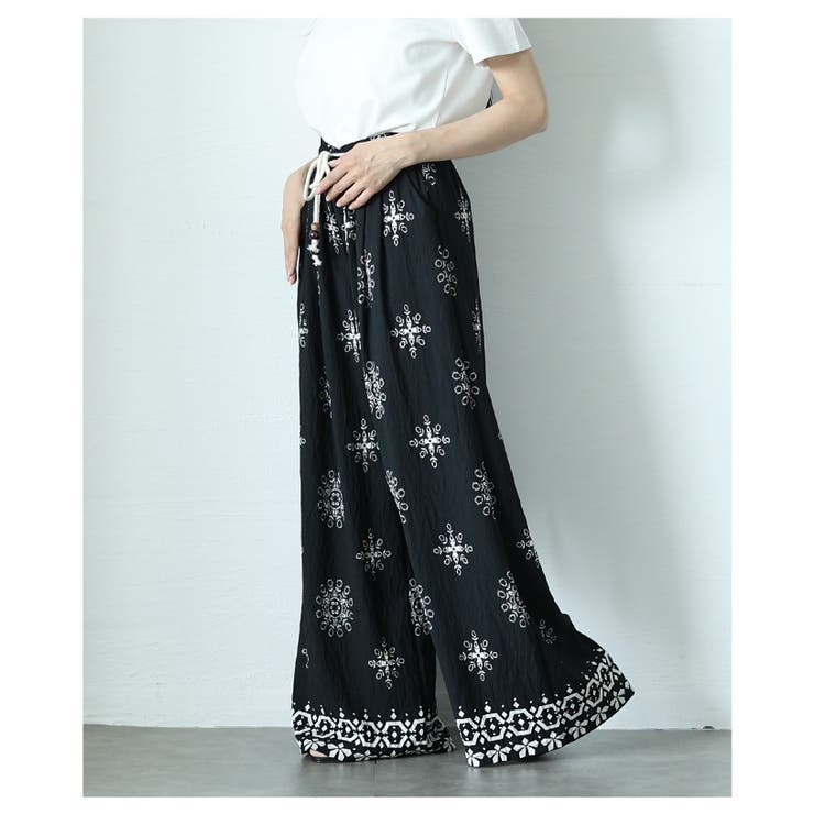 エスニックな雰囲気を纏うリラクシーな刺繍ワイドパンツ レディース ファッション | Sawa a la mode | 詳細画像5 