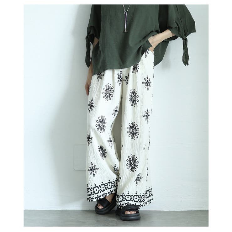 エスニックな雰囲気を纏うリラクシーな刺繍ワイドパンツ レディース ファッション | Sawa a la mode | 詳細画像18 