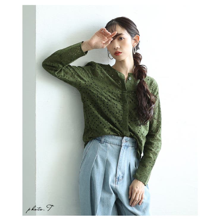 刺繍で描いたエアリーな風合いを纏うコットンブラウス レディース ファッション | Sawa a la mode | 詳細画像3 
