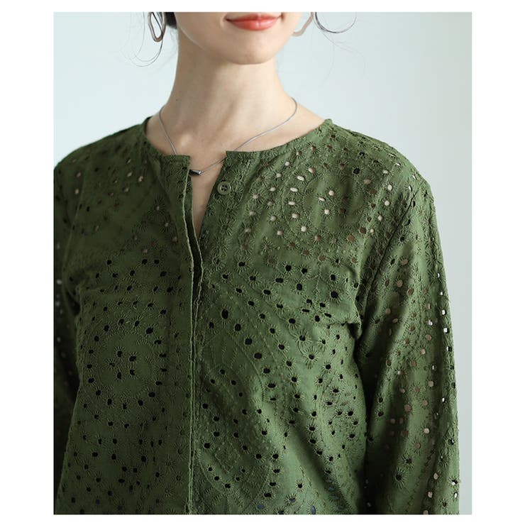 刺繍で描いたエアリーな風合いを纏うコットンブラウス レディース ファッション | Sawa a la mode | 詳細画像6 