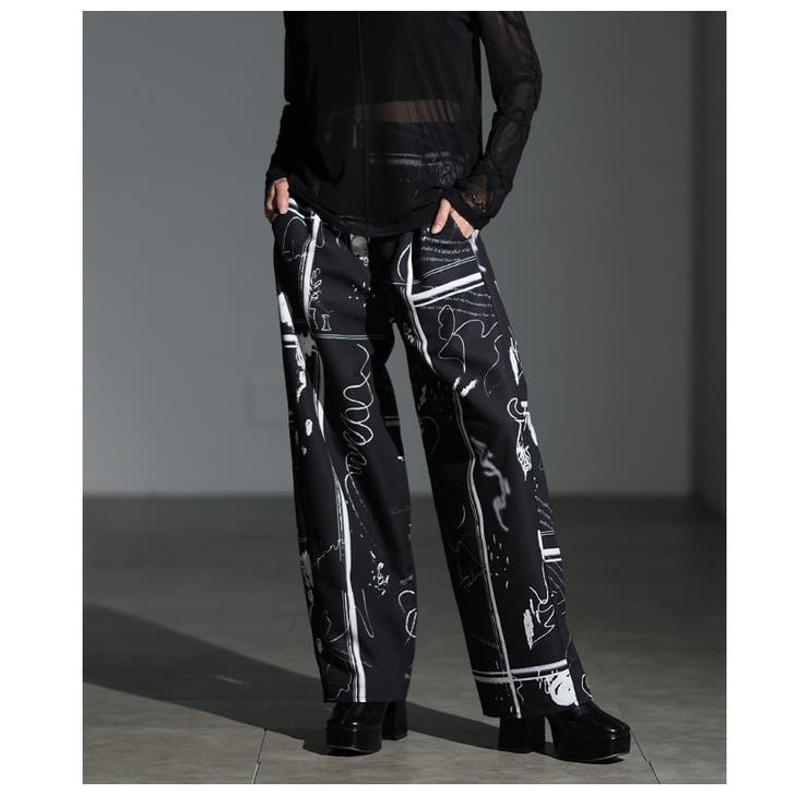 華やぐ上品さ重なる立体花刺繍オーガンジーセミワイドパンツ