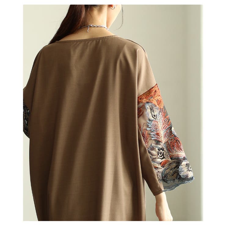 ドラマティックに彩るスリーブ刺繍Vネックワンピース レディース ファッション | Sawa a la mode | 詳細画像16 