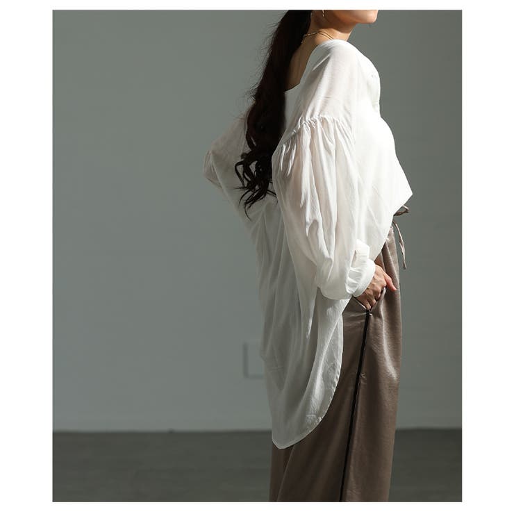 大人の抜け感纏うVネックフィッシュテールシアーブラウス レディース ファッション | Sawa a la mode | 詳細画像18 