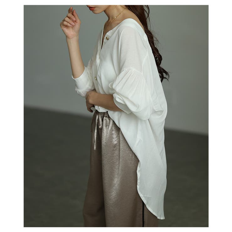 大人の抜け感纏うVネックフィッシュテールシアーブラウス レディース ファッション | Sawa a la mode | 詳細画像20 