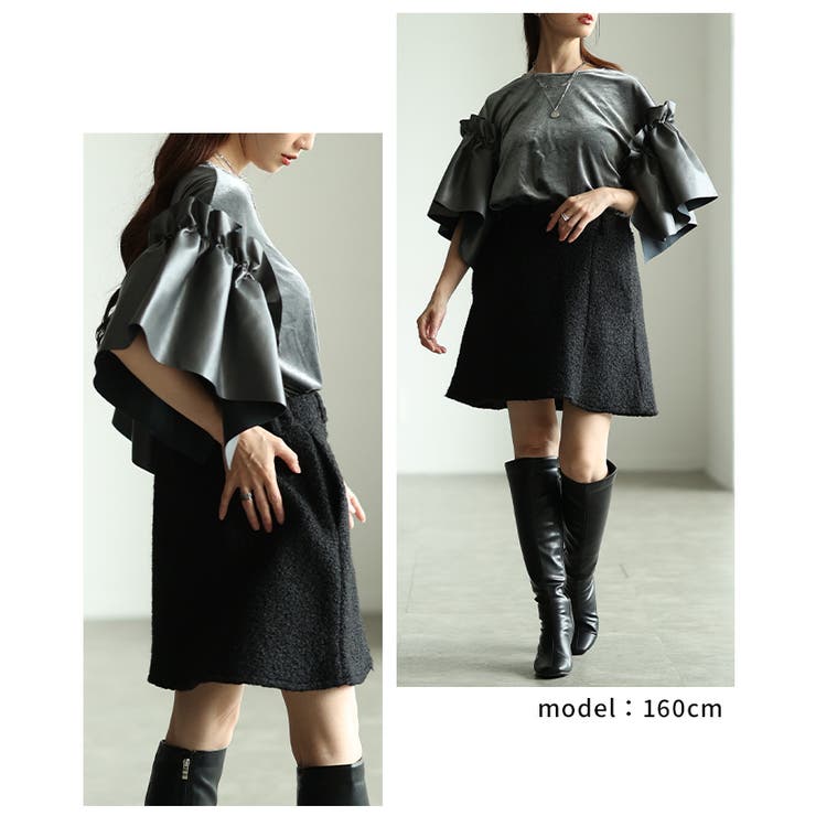 モードに揺れるベロア×フェイクレザーフレアスリーブトップス