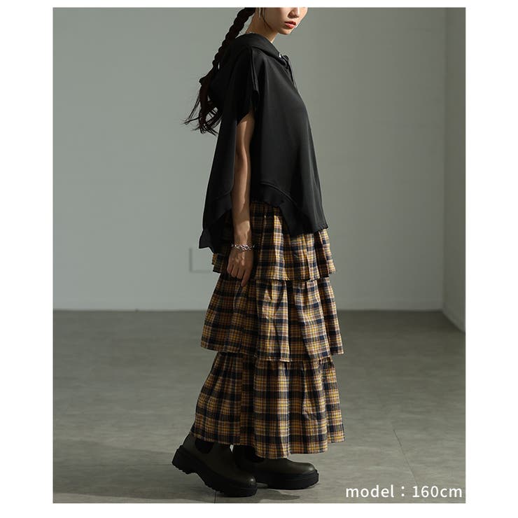 後ろ姿もお洒落に見せるアシンメトリードルマンバックZIPパーカー