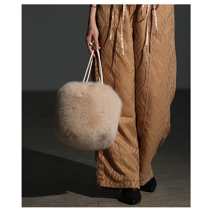 コロンと愛らしいフェイクファー巾着ハンドバッグ レディース ファッション | Sawa a la mode | 詳細画像4 