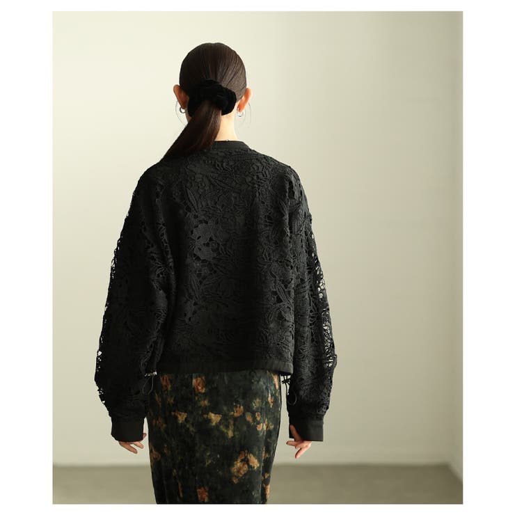 甘さを削ぎ落した裾ドロストジップアップレースブルゾン レディース ファッション | Sawa a la mode | 詳細画像17 
