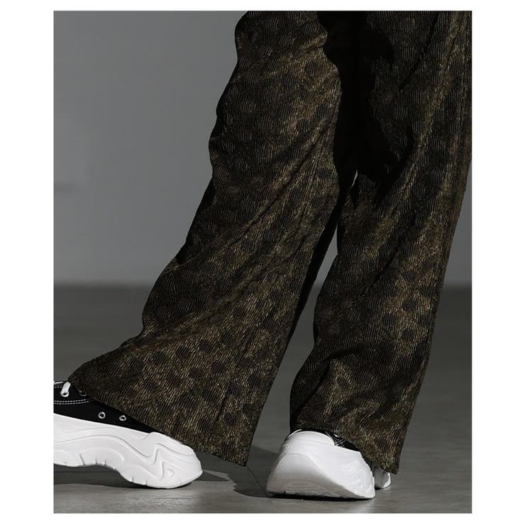 表情豊かなドット柄エンボスプリーツイージーパンツ レディース ファッション | Sawa a la mode | 詳細画像10 