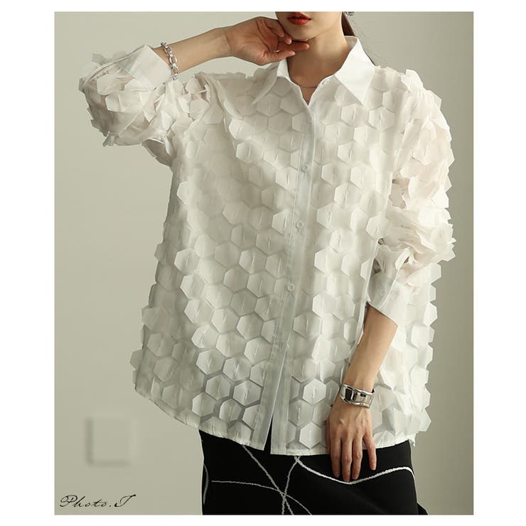 ひらりと揺れる立体ハニカムシアーシャツ レディース ファッション | Sawa a la mode | 詳細画像2 