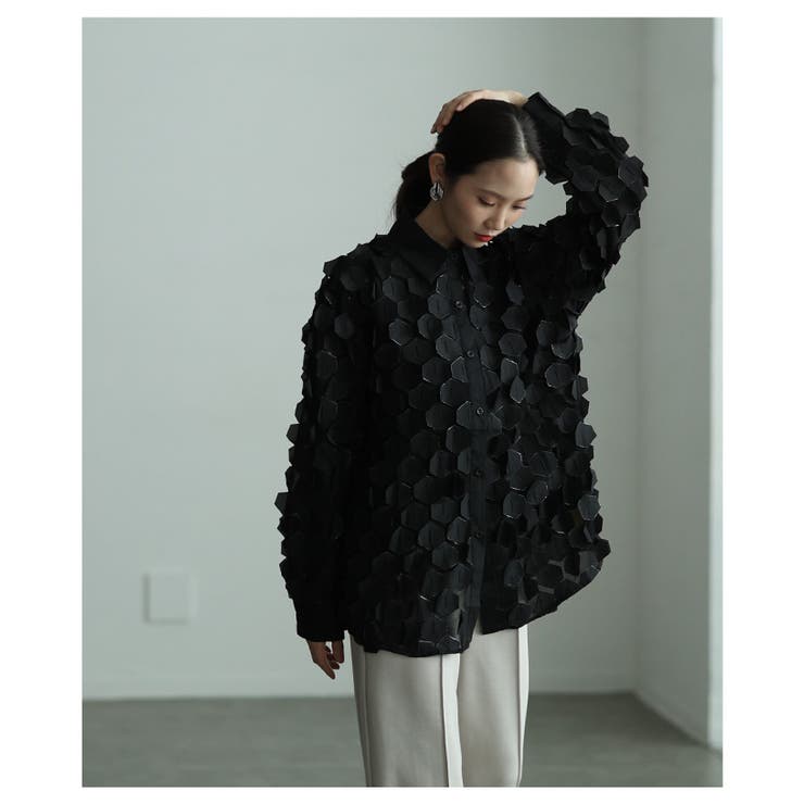ひらりと揺れる立体ハニカムシアーシャツ レディース ファッション | Sawa a la mode | 詳細画像17 
